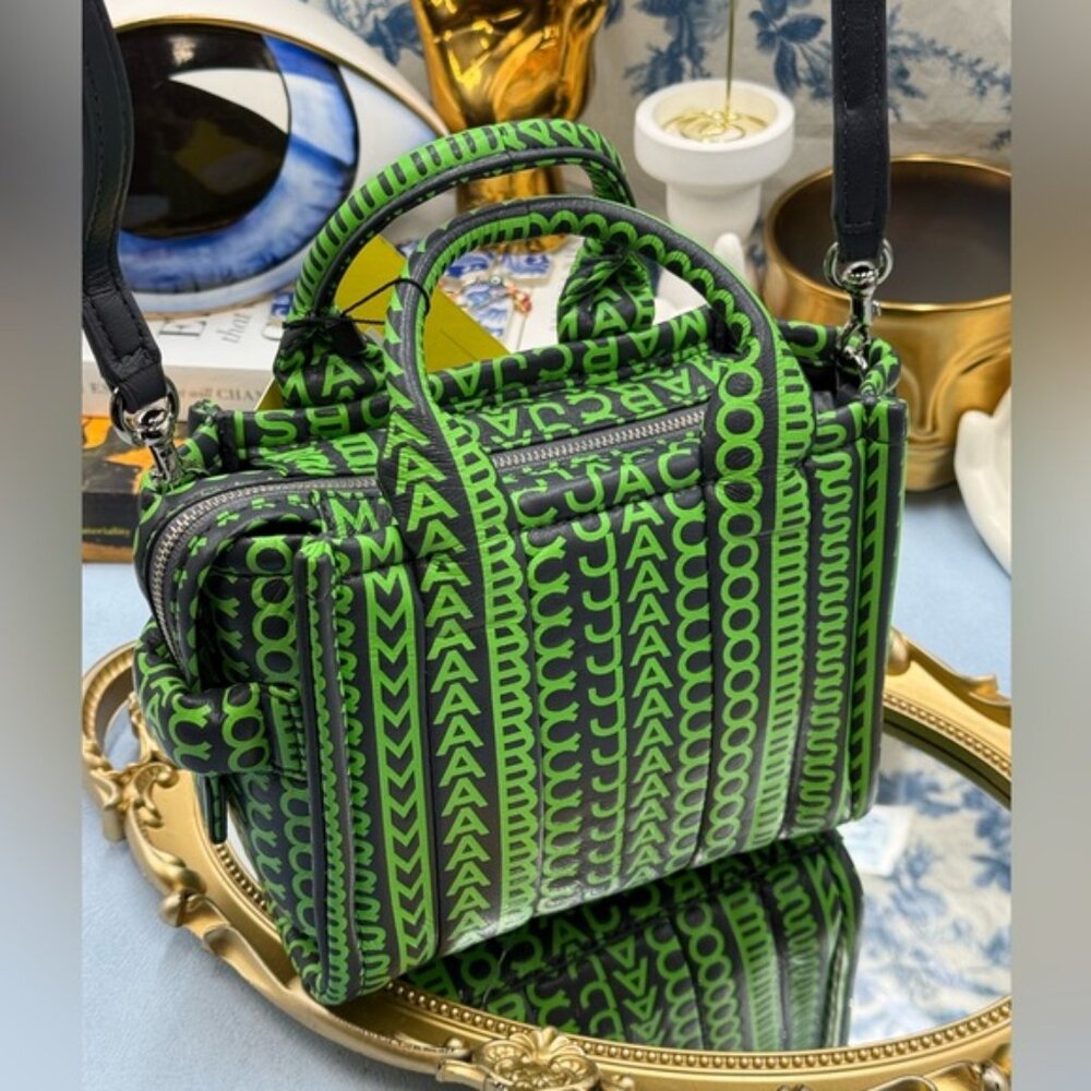 🆕 MARC JACOBS 🧿 NWT Monogram Print Micro Tote Bag, Black & Green - Picture 6 of 16